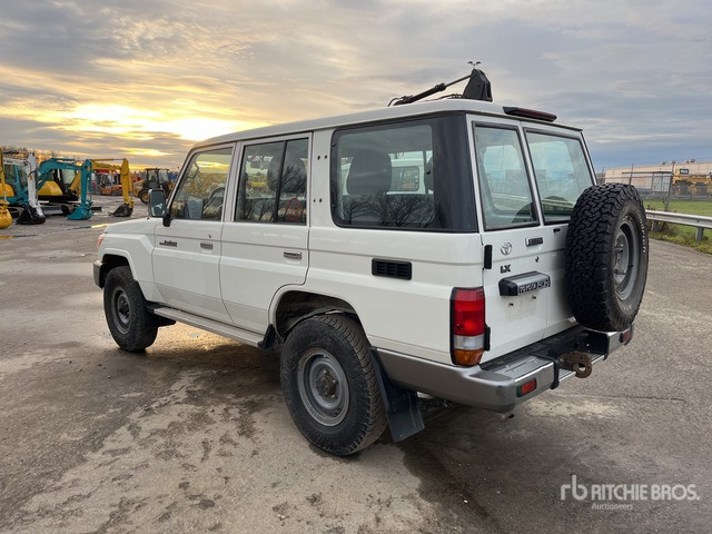 2020 Toyota Land Cruiser 4WD SUV - SUV/ Geländewagen: das Bild 2 2020 Toyota Land Cruiser 4WD SUV - SUV/ Geländewagen: das Bild 2
