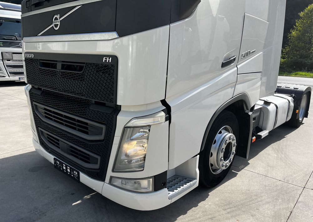 Volvo FH500 // 2016 // Mega // 2 zbiorniki // Z ruchu międzynarodowego // - Sattelzugmaschine: das Bild 5 Volvo FH500 // 2016 // Mega // 2 zbiorniki // Z ruchu międzynarodowego // - Sattelzugmaschine: das Bild 5