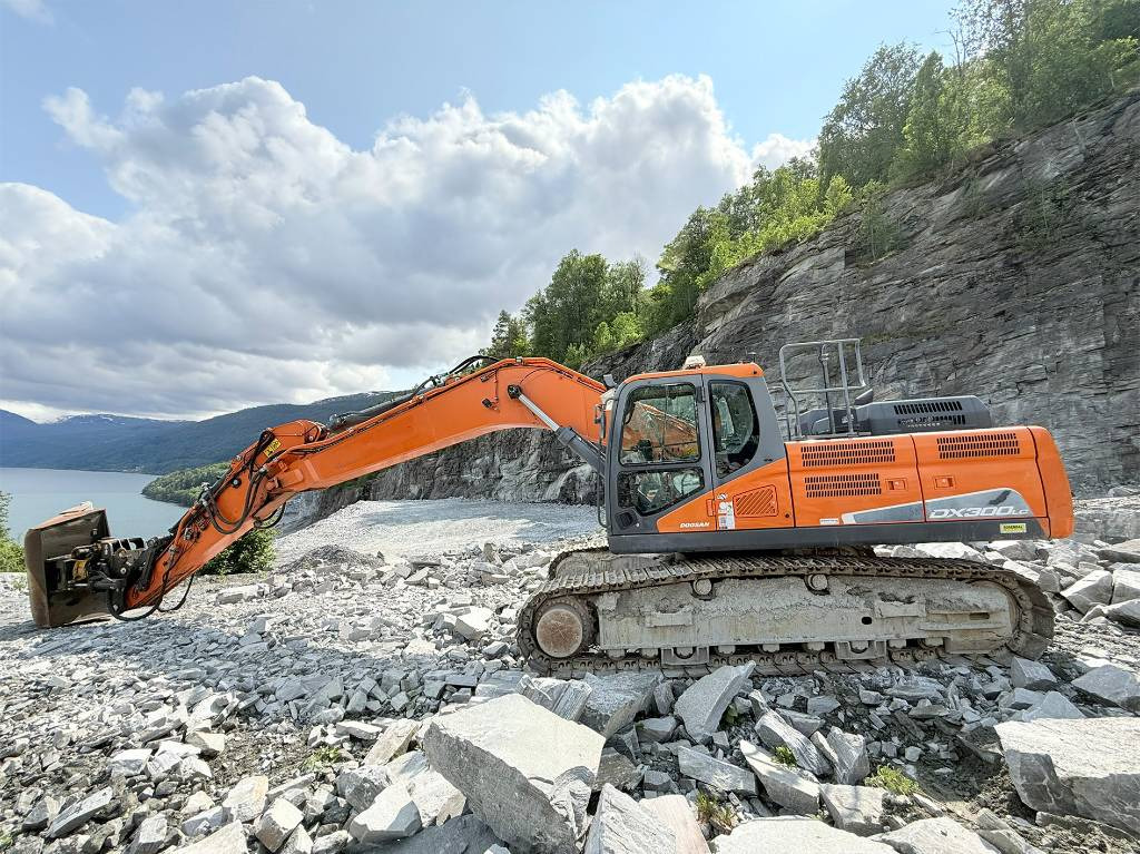Doosan DX 300 LC-5 - Kettenbagger: das Bild 3 Doosan DX 300 LC-5 - Kettenbagger: das Bild 3