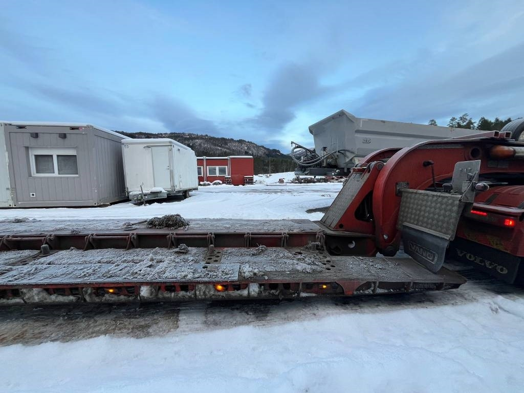 Vang ATHLS 3+1 Volvo FH16 750 Heavy Haul 8x2 - Tieflader Auflieger: das Bild 5 Vang ATHLS 3+1 Volvo FH16 750 Heavy Haul 8x2 - Tieflader Auflieger: das Bild 5