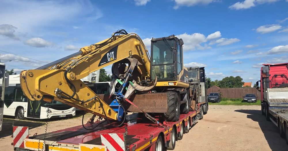 Caterpillar M312 - Mobilbagger: das Bild 2 Caterpillar M312 - Mobilbagger: das Bild 2