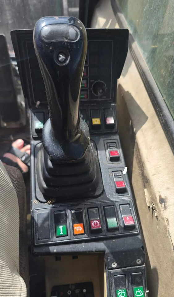 Caterpillar M312 - Mobilbagger: das Bild 5 Caterpillar M312 - Mobilbagger: das Bild 5