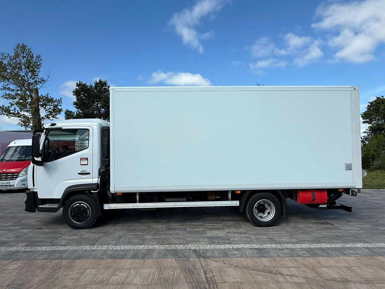 Renault D 7.5 Kontener winda kamera Tylko 82 TYŚ Przebiegu Euro 6 - Kühlkoffer LKW: das Bild 5 Renault D 7.5 Kontener winda kamera Tylko 82 TYŚ Przebiegu Euro 6 - Kühlkoffer LKW: das Bild 5