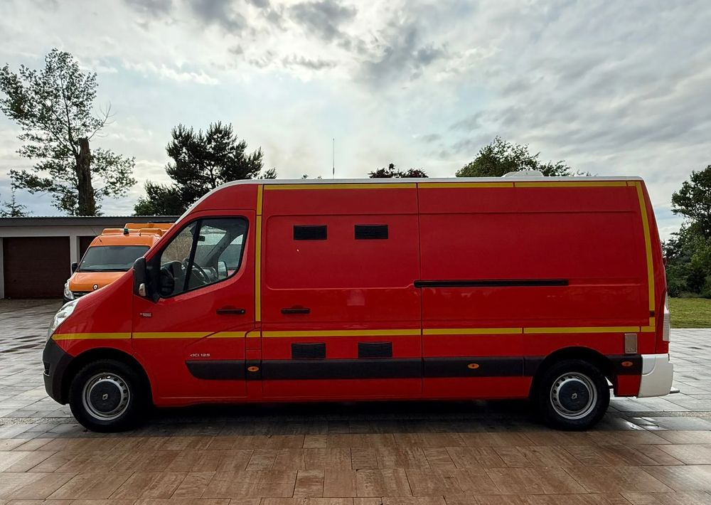 Renault Master - Krankenwagen: das Bild 5 Renault Master - Krankenwagen: das Bild 5