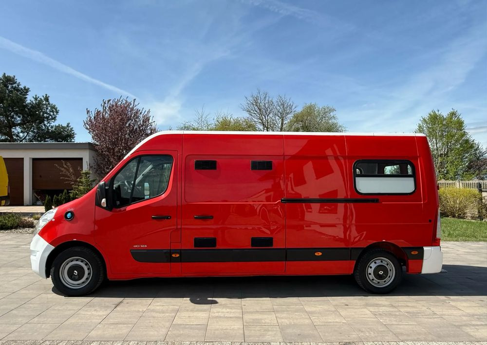 Renault Master - Krankenwagen: das Bild 5 Renault Master - Krankenwagen: das Bild 5