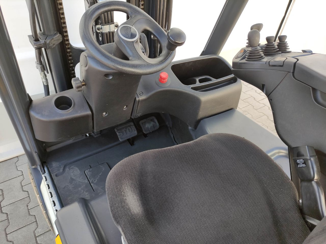 Linde E16C-02-386 EVO - Elektrostapler: das Bild 5 Linde E16C-02-386 EVO - Elektrostapler: das Bild 5