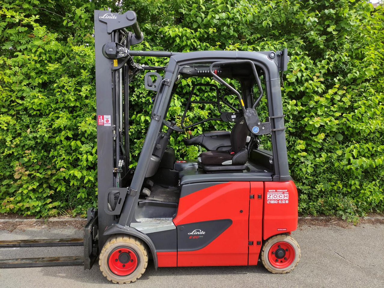 Linde E20PH-02-386-EVO - Elektrostapler: das Bild 1 Linde E20PH-02-386-EVO - Elektrostapler: das Bild 1