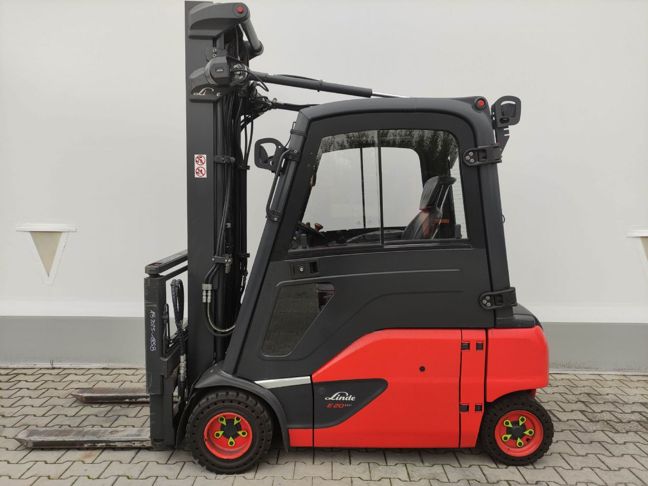 Linde E20PL-02-386 - Elektrostapler: das Bild 1 Linde E20PL-02-386 - Elektrostapler: das Bild 1