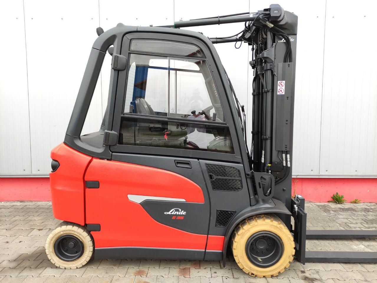 Linde E35HL-01-1252 *Batterie NEU* - Elektrostapler: das Bild 2 Linde E35HL-01-1252 *Batterie NEU* - Elektrostapler: das Bild 2