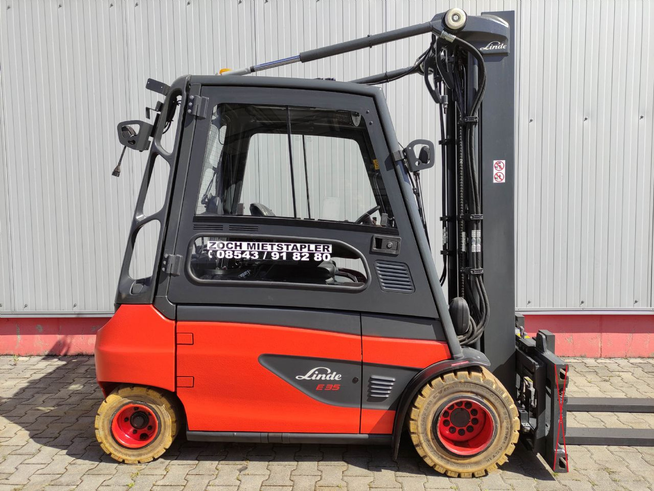 Linde E35L-01-387 - Elektrostapler: das Bild 2 Linde E35L-01-387 - Elektrostapler: das Bild 2