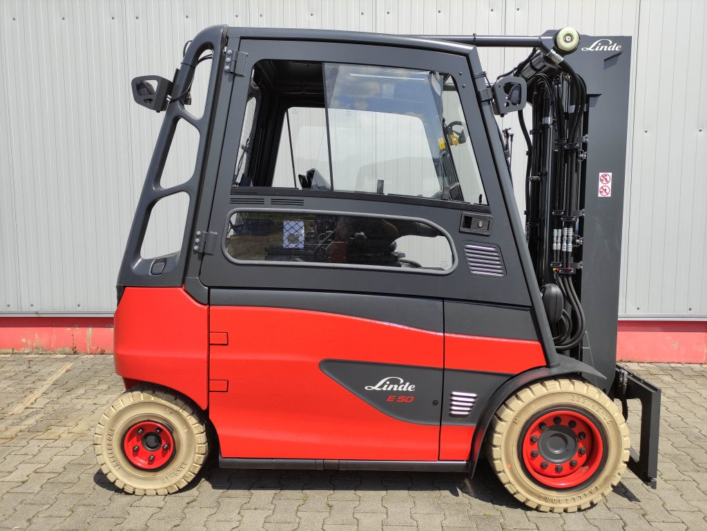 Linde E50HL-01-388 - Elektrostapler: das Bild 2 Linde E50HL-01-388 - Elektrostapler: das Bild 2