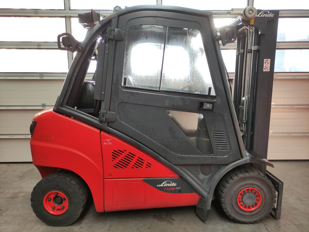 Linde H25T-02-392 EVO - Gabelstapler: das Bild 2 Linde H25T-02-392 EVO - Gabelstapler: das Bild 2