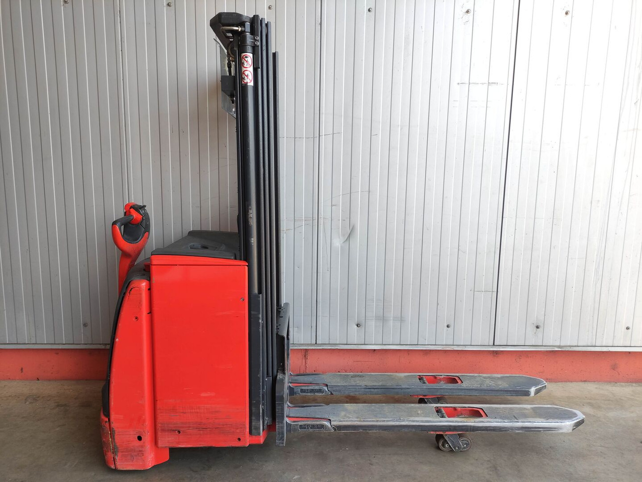 Linde L16i-1173 - Hochhubwagen: das Bild 2 Linde L16i-1173 - Hochhubwagen: das Bild 2