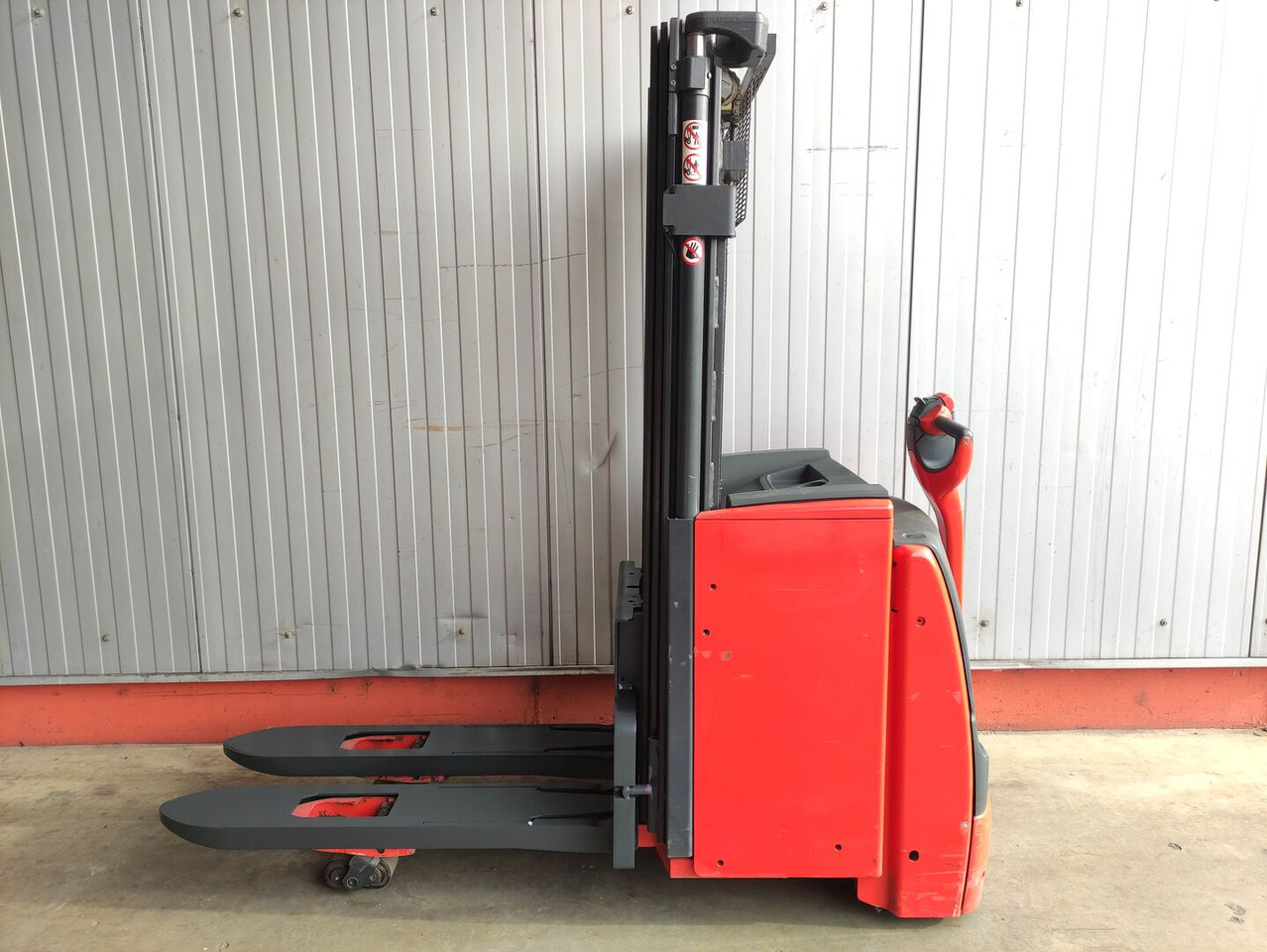 Linde L20i-1173 - Hochhubwagen: das Bild 1 Linde L20i-1173 - Hochhubwagen: das Bild 1