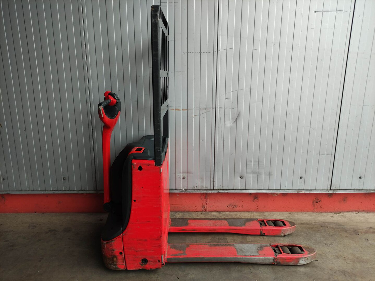 Linde T16-1152 - Niederhubwagen: das Bild 2 Linde T16-1152 - Niederhubwagen: das Bild 2