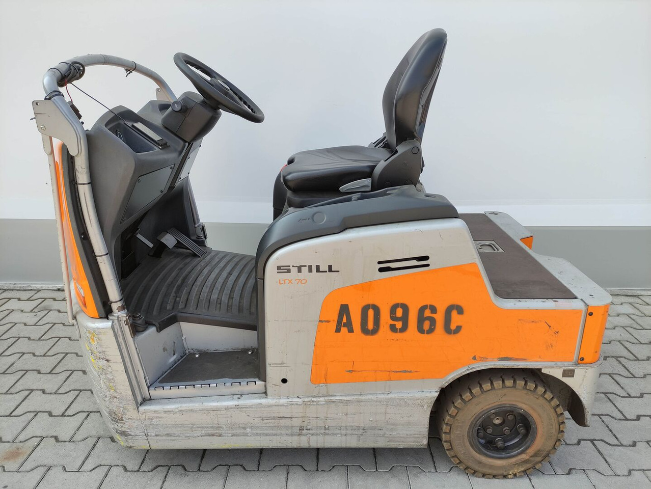 Still LTX-70 - Schleppfahrzeug: das Bild 1 Still LTX-70 - Schleppfahrzeug: das Bild 1