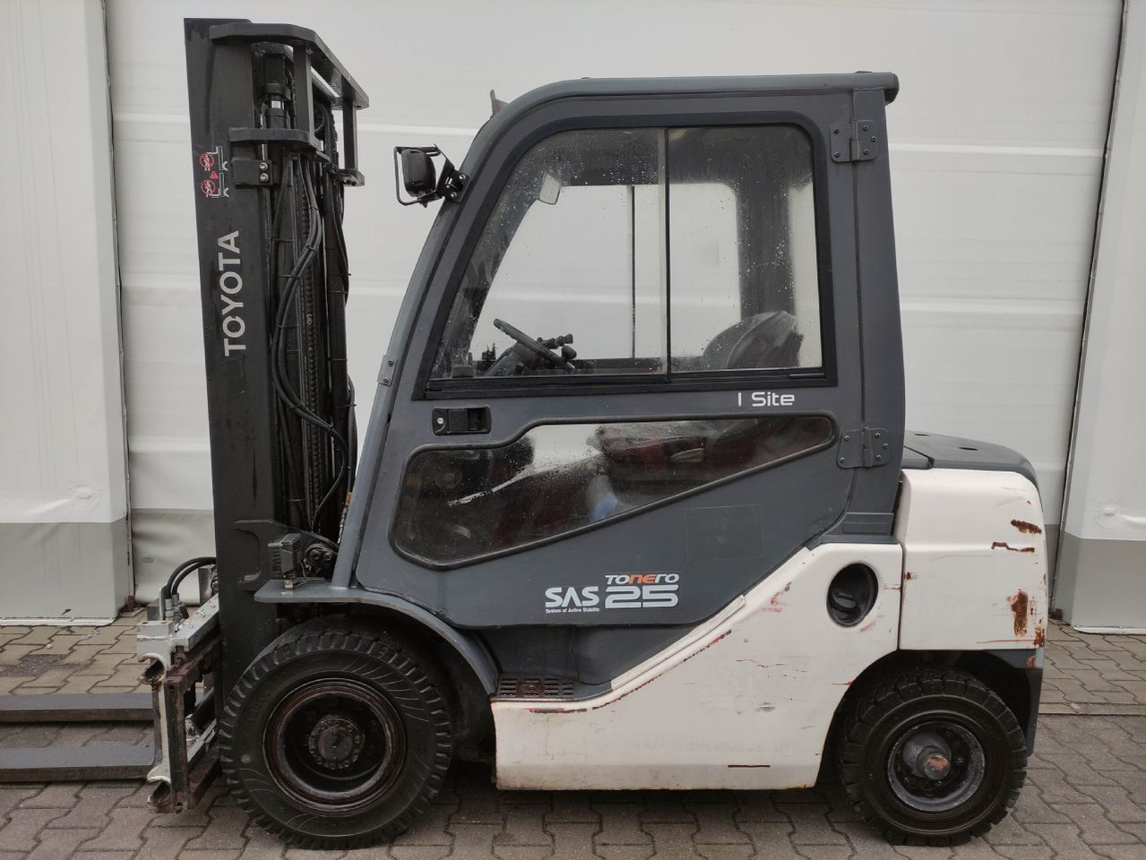 Toyota 02-8FDF25 - Dieselstapler: das Bild 1 Toyota 02-8FDF25 - Dieselstapler: das Bild 1