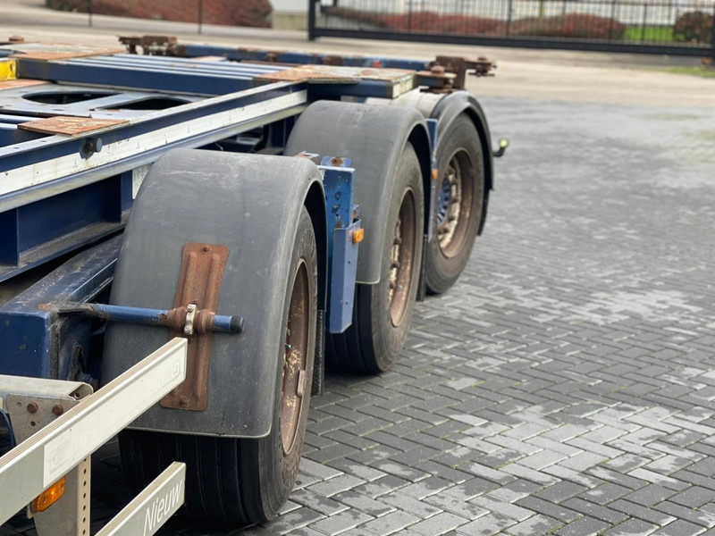 Renders ROC 16.27 CC X-STEERING, ALLE AANSLUITINGEN, APK. - Container/ Wechselfahrgestell Auflieger: das Bild 3 Renders ROC 16.27 CC X-STEERING, ALLE AANSLUITINGEN, APK. - Container/ Wechselfahrgestell Auflieger: das Bild 3
