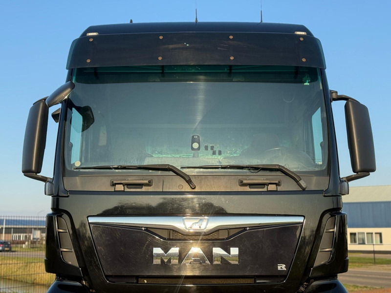 MAN TGX 18.440 NL TRUCK, ALCOA WHEELS, 2X TANK. - Sattelzugmaschine: das Bild 4 MAN TGX 18.440 NL TRUCK, ALCOA WHEELS, 2X TANK. - Sattelzugmaschine: das Bild 4