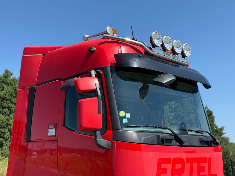 Renault T520 HIGH FULL SPOILER, STEEL/AIR, 2 TANKS, 2 BEDS, FRIGO - Sattelzugmaschine: das Bild 3 Renault T520 HIGH FULL SPOILER, STEEL/AIR, 2 TANKS, 2 BEDS, FRIGO - Sattelzugmaschine: das Bild 3