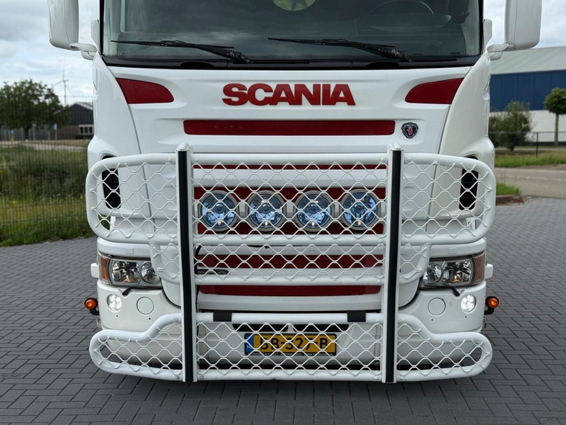 Scania R 560 SHOW TRUCK, RETARDER, LEATHER, I-PARK, TOP. - Sattelzugmaschine: das Bild 4 Scania R 560 SHOW TRUCK, RETARDER, LEATHER, I-PARK, TOP. - Sattelzugmaschine: das Bild 4