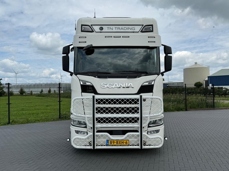 Scania R500 VOLLUCHT, LEREN STOELEN, RETARDER, GOEDE STAAT. - Sattelzugmaschine: das Bild 2 Scania R500 VOLLUCHT, LEREN STOELEN, RETARDER, GOEDE STAAT. - Sattelzugmaschine: das Bild 2