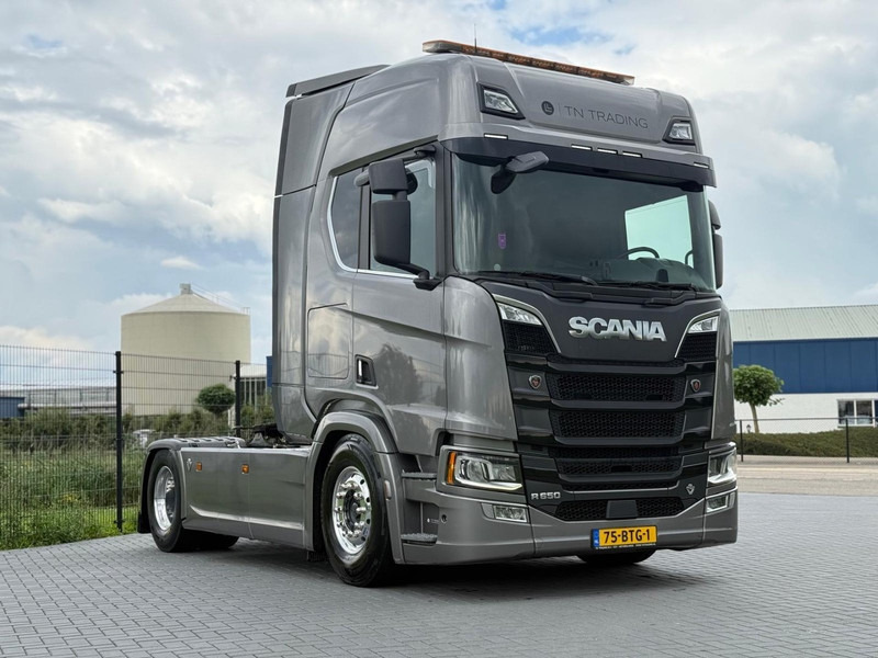 Scania R650 V8 FULL AIR, ALCOA, LEATHER, RETARDER, PTO. - Sattelzugmaschine: das Bild 1 Scania R650 V8 FULL AIR, ALCOA, LEATHER, RETARDER, PTO. - Sattelzugmaschine: das Bild 1