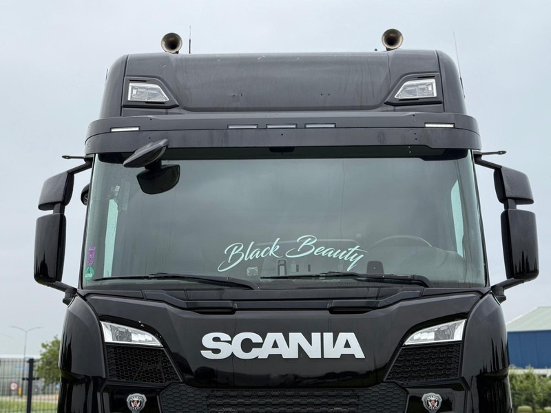 Scania S580 V8 NGS RETARDER, LEATHER, 2X TANK, TOP CONDITION! - Sattelzugmaschine: das Bild 5 Scania S580 V8 NGS RETARDER, LEATHER, 2X TANK, TOP CONDITION! - Sattelzugmaschine: das Bild 5