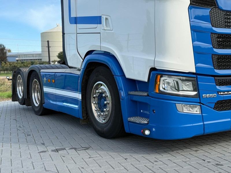Scania S650 V8 NGS 2.95WB, PTO VOORBEREIDING, VOLLUCHT, KING OF THE ROAD, RETARDER, LEER. - Sattelzugmaschine: das Bild 3 Scania S650 V8 NGS 2.95WB, PTO VOORBEREIDING, VOLLUCHT, KING OF THE ROAD, RETARDER, LEER. - Sattelzugmaschine: das Bild 3