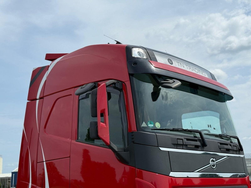 Volvo FH13.420 ADR, NL TRUCK, ALCOA, STEEL/AIR, PERFECT CONDITION, 2X TANK. - Sattelzugmaschine: das Bild 2 Volvo FH13.420 ADR, NL TRUCK, ALCOA, STEEL/AIR, PERFECT CONDITION, 2X TANK. - Sattelzugmaschine: das Bild 2