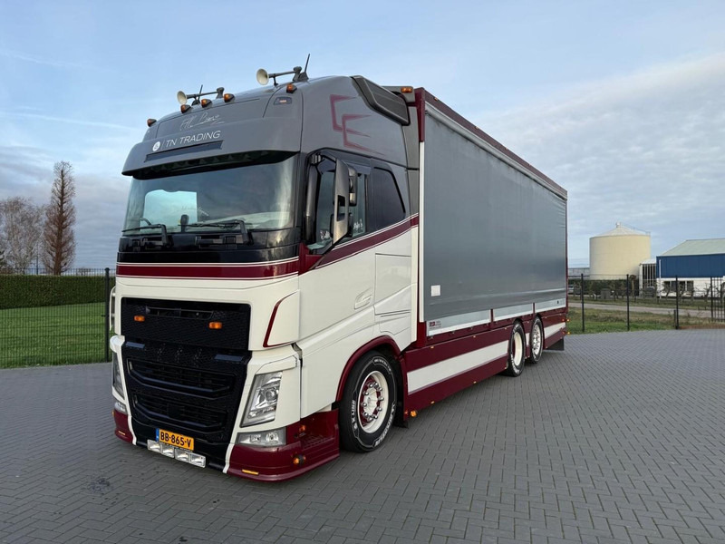 Volvo FH 13.500XL SHOW TRUCK, SPECIAL INTERIOR, TOP STAAT, VOLLUCHT, LAGE KM. - Koffer LKW: das Bild 3 Volvo FH 13.500XL SHOW TRUCK, SPECIAL INTERIOR, TOP STAAT, VOLLUCHT, LAGE KM. - Koffer LKW: das Bild 3