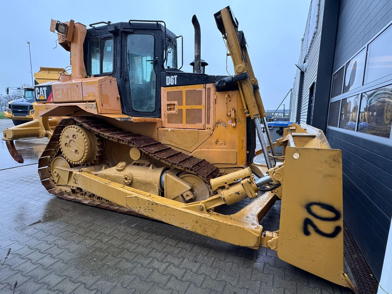 Caterpillar D6T - Bulldozer: das Bild 2 Caterpillar D6T - Bulldozer: das Bild 2