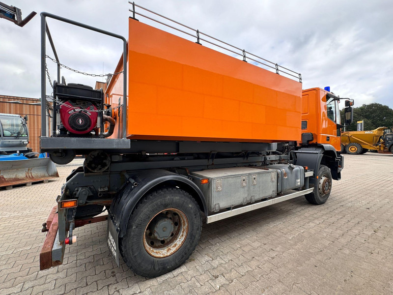 Iveco Eurotrakker 310 4x4 - Feuerwehrfahrzeug: das Bild 5 Iveco Eurotrakker 310 4x4 - Feuerwehrfahrzeug: das Bild 5