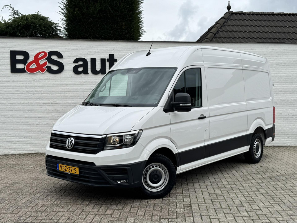 Volkswagen Crafter-30 2.0 TDI L3H3 Highline Carplay DAB Cruise Verwarmde voorruit Trekhaak Lat om Lat - Kastenwagen: das Bild 1 Volkswagen Crafter-30 2.0 TDI L3H3 Highline Carplay DAB Cruise Verwarmde voorruit Trekhaak Lat om Lat - Kastenwagen: das Bild 1