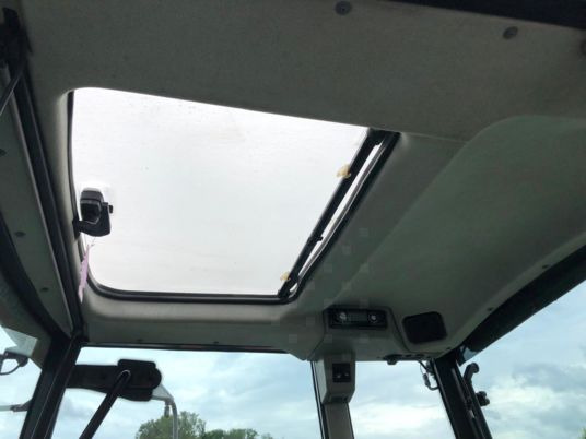 Claas AXOS 320 CX tracteur + chargeur Mailleux MX T408 - Traktor: das Bild 5 Claas AXOS 320 CX tracteur + chargeur Mailleux MX T408 - Traktor: das Bild 5