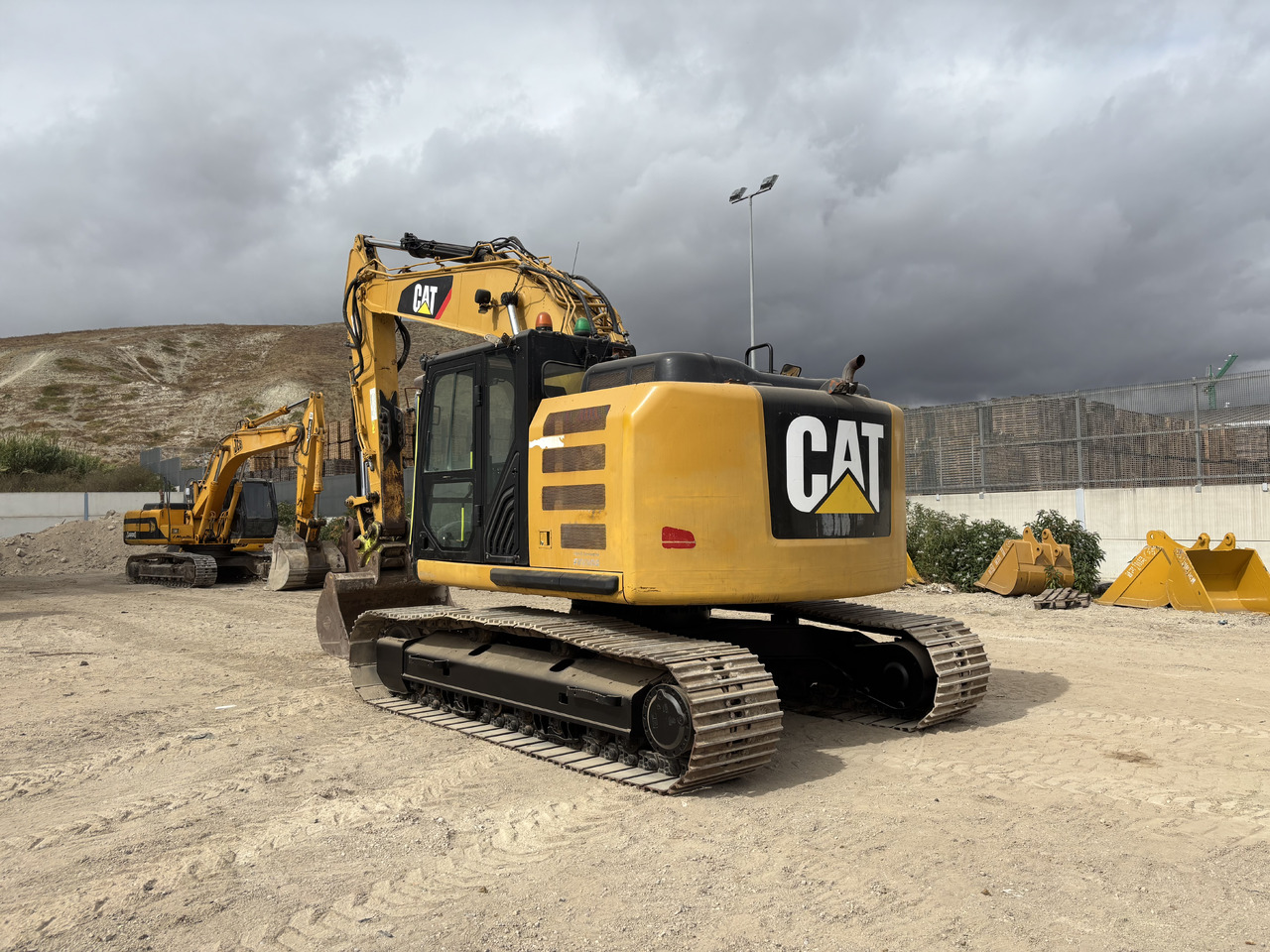CATERPILLAR 320EL RR - Kettenbagger: das Bild 3 CATERPILLAR 320EL RR - Kettenbagger: das Bild 3