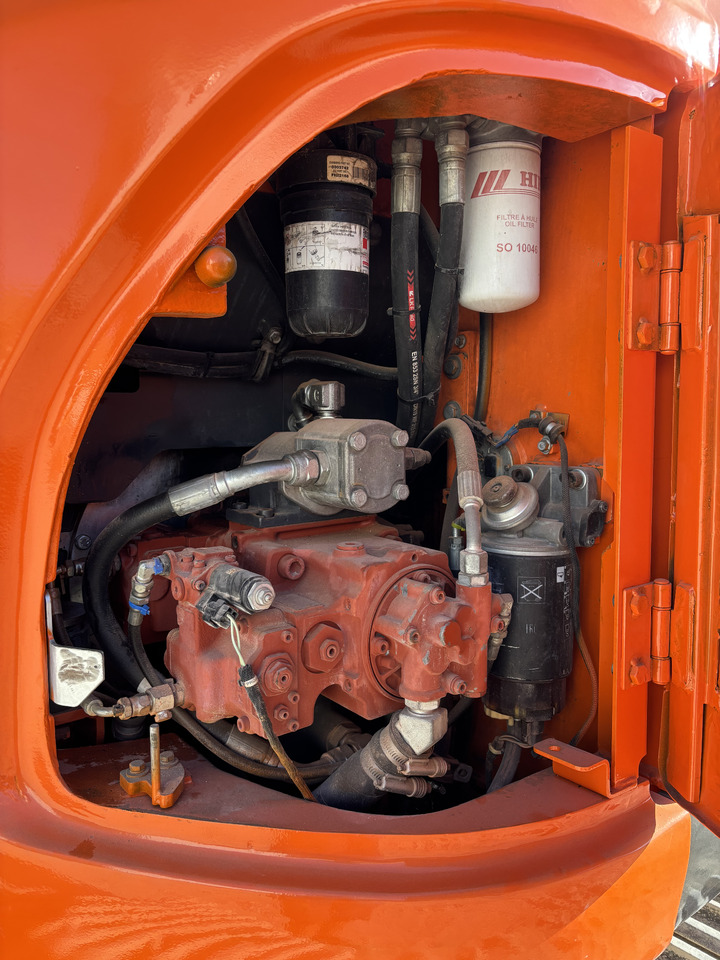Kettenbagger DOOSAN DX140-3: das Bild 10