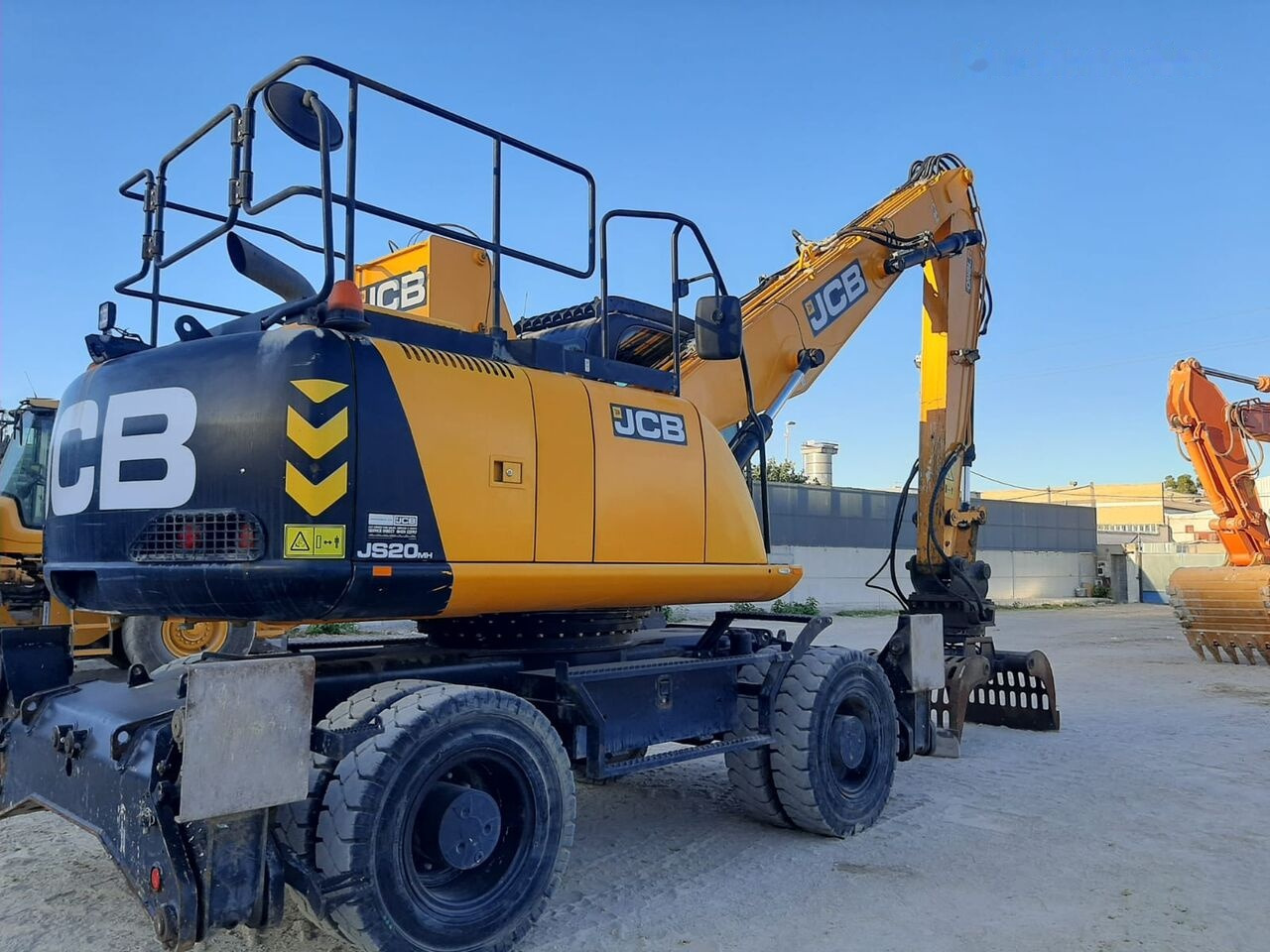 JCB JS 200 - Mobilbagger: das Bild 2 JCB JS 200 - Mobilbagger: das Bild 2