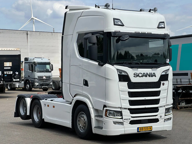 Scania S650 V8 6x2 Boogie / Retarder / 2 Tank / Full Air / Full Spoiler - Sattelzugmaschine: das Bild 2 Scania S650 V8 6x2 Boogie / Retarder / 2 Tank / Full Air / Full Spoiler - Sattelzugmaschine: das Bild 2
