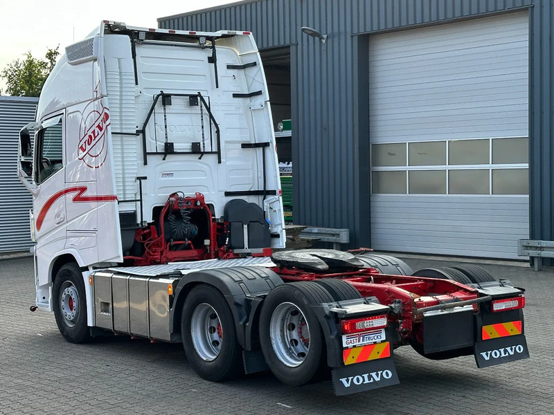 Volvo FH 13.540 6x2 Globe XL Retarder Euro 6 Full Air - Sattelzugmaschine: das Bild 4 Volvo FH 13.540 6x2 Globe XL Retarder Euro 6 Full Air - Sattelzugmaschine: das Bild 4
