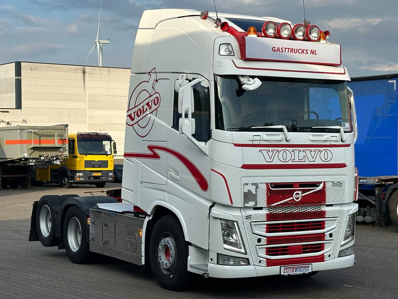 Volvo FH 13.540 6x2 Globe XL Retarder Euro 6 Full Air - Sattelzugmaschine: das Bild 2 Volvo FH 13.540 6x2 Globe XL Retarder Euro 6 Full Air - Sattelzugmaschine: das Bild 2