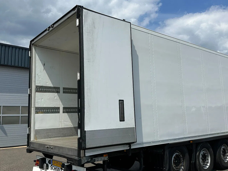 Schmitz Cargobull Carrier Vector 1550 / Rotos Disc / Lift-Axle / APK 04-2026 - Kühlkoffer Auflieger: das Bild 5 Schmitz Cargobull Carrier Vector 1550 / Rotos Disc / Lift-Axle / APK 04-2026 - Kühlkoffer Auflieger: das Bild 5