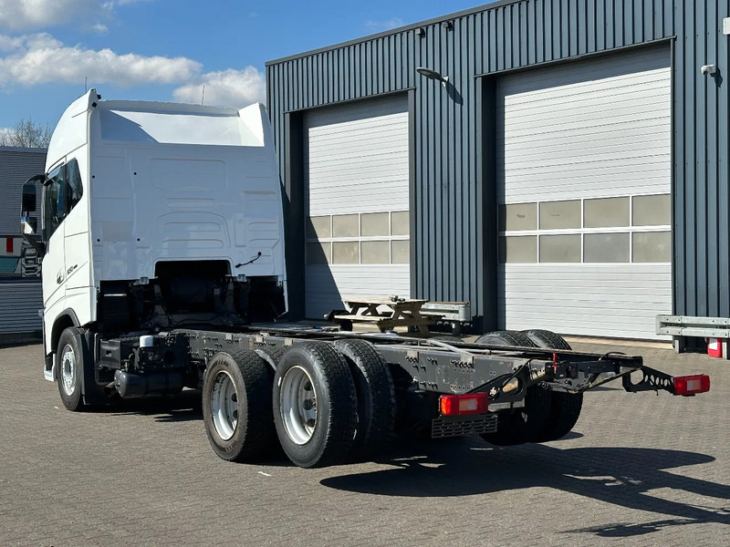 Volvo FH 16.650 6x2 Chassis Retarder Euro 6 WB 4.30 Full Air - Fahrgestell LKW: das Bild 4 Volvo FH 16.650 6x2 Chassis Retarder Euro 6 WB 4.30 Full Air - Fahrgestell LKW: das Bild 4