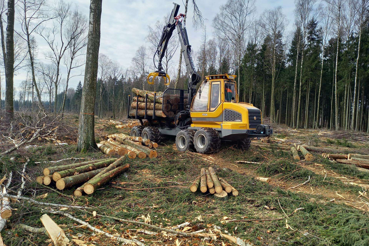 SAMPO ROSENLEW FR28 - Forwarder: das Bild 2 SAMPO ROSENLEW FR28 - Forwarder: das Bild 2