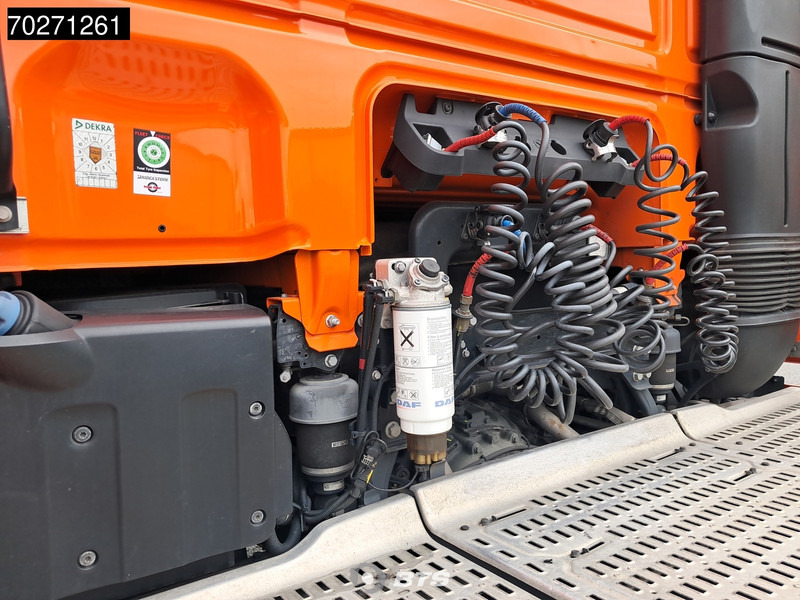 DAF XF 530 4X2 SSC Retarder Alcoa 2x Tanks Standklima Navi ACC LED - Sattelzugmaschine: das Bild 3 DAF XF 530 4X2 SSC Retarder Alcoa 2x Tanks Standklima Navi ACC LED - Sattelzugmaschine: das Bild 3