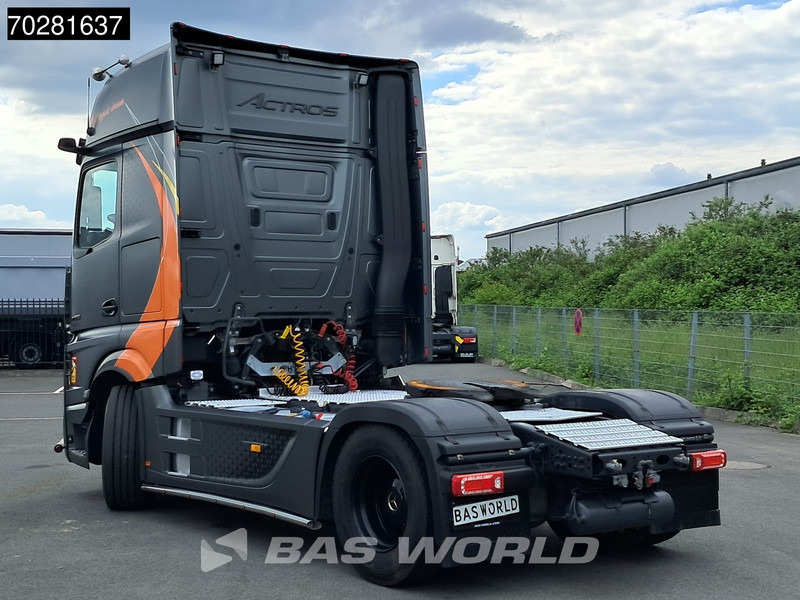 Mercedes-Benz Actros 2163 4X2 Edition 2! GigaSpace Retarder Full-Air Hydraulik - Sattelzugmaschine: das Bild 2 Mercedes-Benz Actros 2163 4X2 Edition 2! GigaSpace Retarder Full-Air Hydraulik - Sattelzugmaschine: das Bild 2
