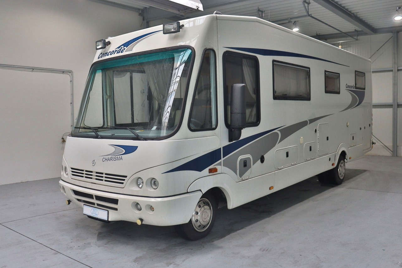 Concorde Charisma I 880 F/Automatik/Festbett/Klima/Solar Concorde Charisma I 880 F/Automatik/Festbett/Klima/Solar - Integriertes Wohnmobil: das Bild 3 Concorde Charisma I 880 F/Automatik/Festbett/Klima/Solar Concorde Charisma I 880 F/Automatik/Festbett/Klima/Solar - Integriertes Wohnmobil: das Bild 3