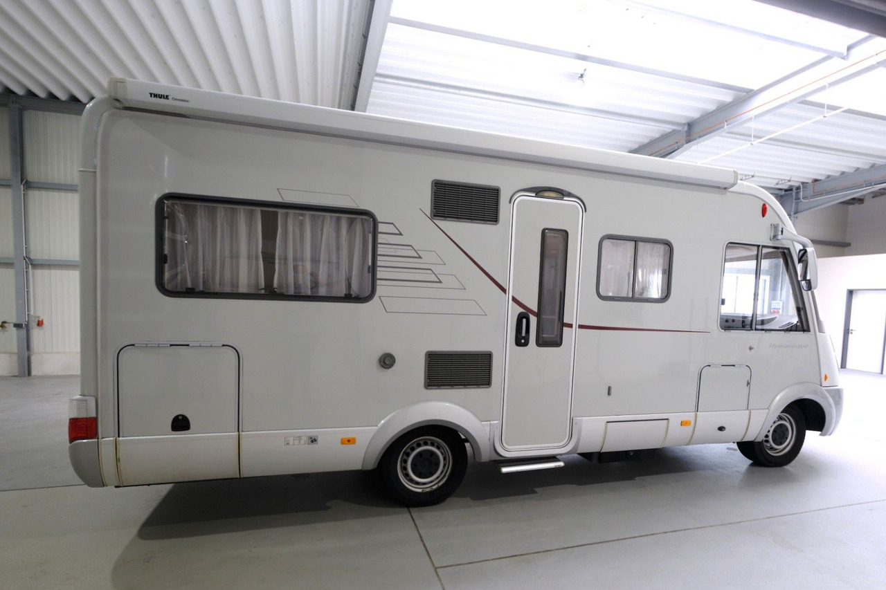 HYMER / ERIBA / HYMERCAR B 655 SL/Festbett+Hubbett/Solar/Klima/TOP - Integriertes Wohnmobil: das Bild 4 HYMER / ERIBA / HYMERCAR B 655 SL/Festbett+Hubbett/Solar/Klima/TOP - Integriertes Wohnmobil: das Bild 4