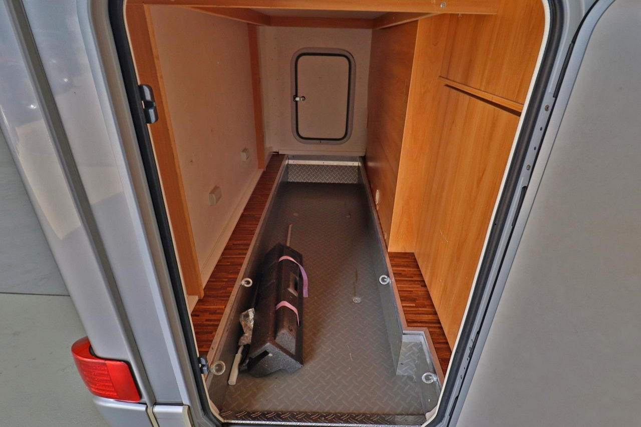 HYMER / ERIBA / HYMERCAR Exsis I 512 Silverline/Festbett/Garage/Klima - Integriertes Wohnmobil: das Bild 5 HYMER / ERIBA / HYMERCAR Exsis I 512 Silverline/Festbett/Garage/Klima - Integriertes Wohnmobil: das Bild 5