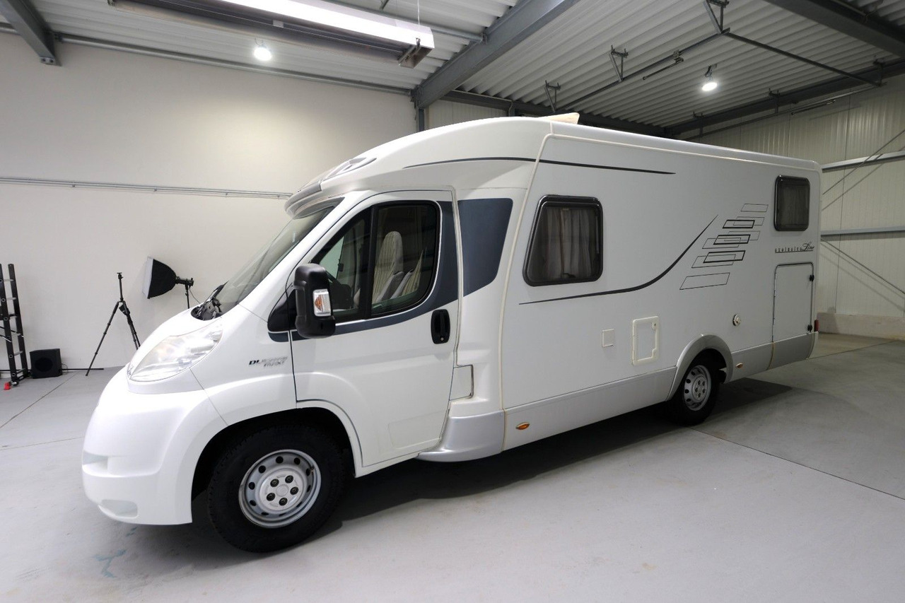 HYMER / ERIBA / HYMERCAR Tramp T 674 Cl Exclusive Line/Einzelbetten/Klima - Teilintegriertes Wohnmobil: das Bild 3 HYMER / ERIBA / HYMERCAR Tramp T 674 Cl Exclusive Line/Einzelbetten/Klima - Teilintegriertes Wohnmobil: das Bild 3